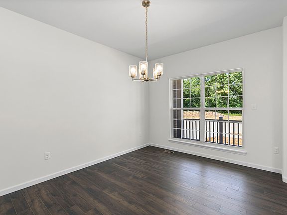 5th image of 4313 Court Dr
