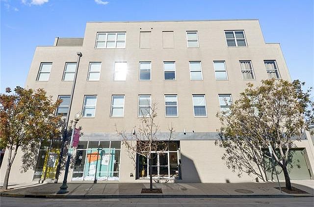 1st image of 835 Julia St APT 6