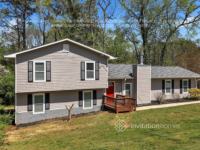 3742 Saddle Ridge Dr — Photo 3