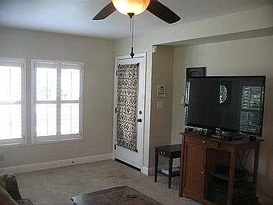 1333 N San Pablo Ave — Photo 4