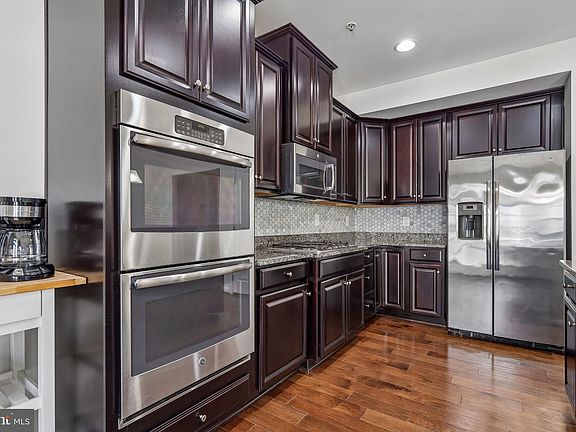 5th image of 7504 Brunson Cir