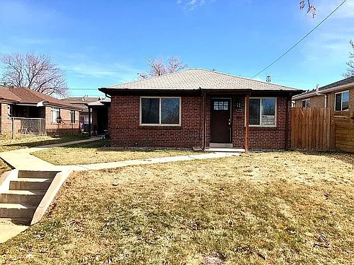 3230 N Saint Paul St Photo 1