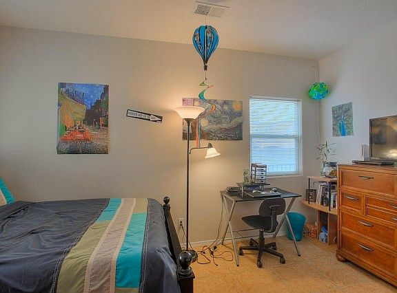 5th image of 10856 Vicenza Dr NW