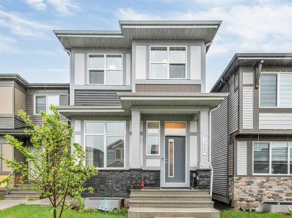 3607 6th Ave SW, Edmonton, AB T6X 2Y3