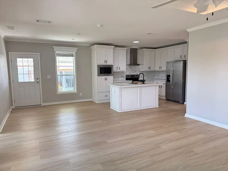 7815 Lakeshore Dr #3031 — Photo 17