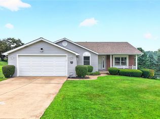 336 Shannon Cir, New Brighton, PA 15066