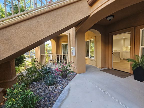 4th image of 45245 Seeley Dr #D-18