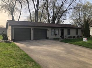 802 Locke Ct, Nappanee, IN 46550