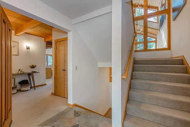 12160 Lausanne Way — Photo 4
