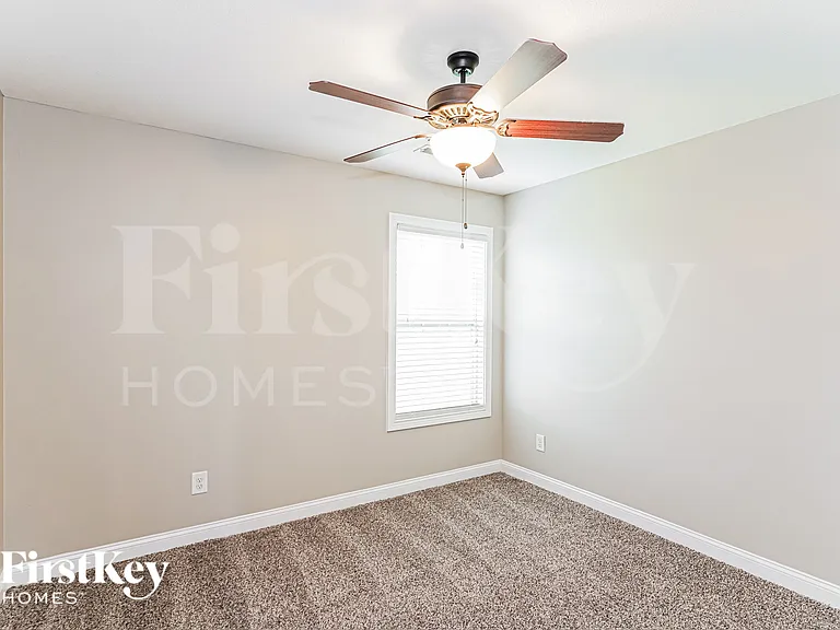 1232 Upland Ter — Photo 13
