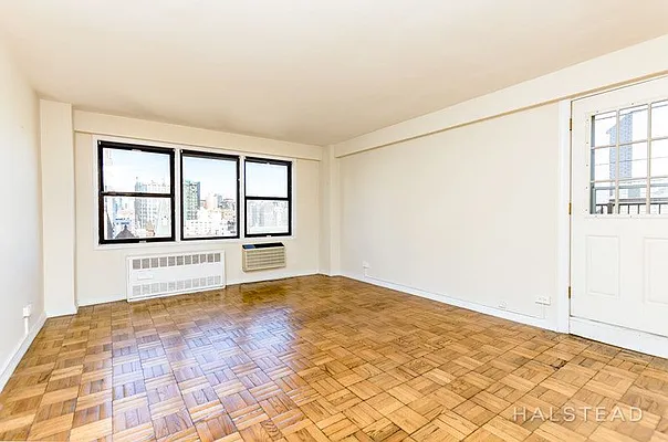 Rented by Halstead Real Estate | media 6