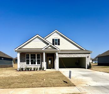 1035 Camelia Dr, White House, TN, 37188