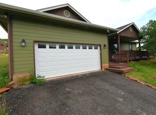 205 NW Big Rock Rd, Medicine Park, OK 73557