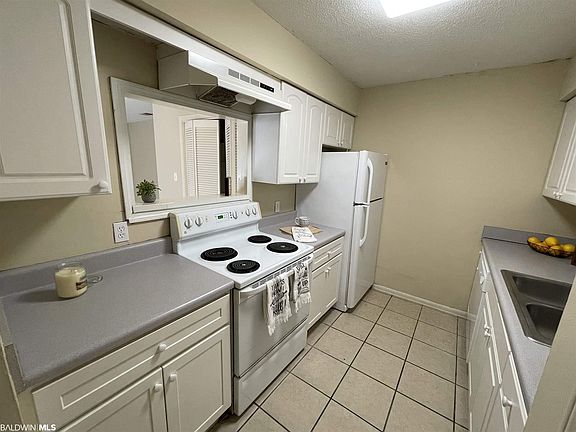 5th image of 110 5th Ave #103-A