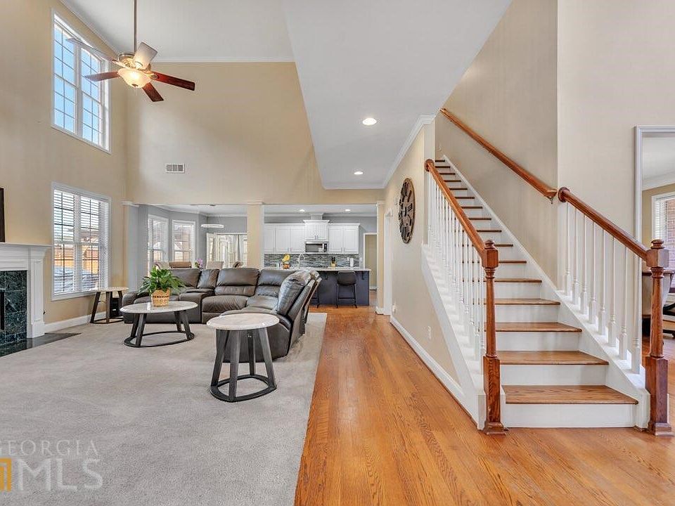 1st image of 2567 Misty Rose Ln