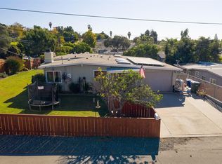 439 Hillcrest Ln, Fallbrook, CA 92028