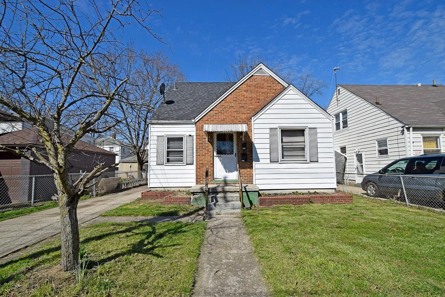 207 N 6th St photo 1