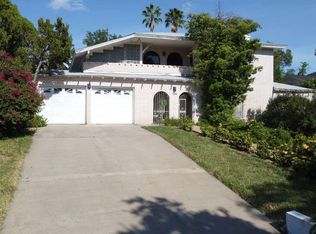 104 Granada Dr, Laredo, TX 78041