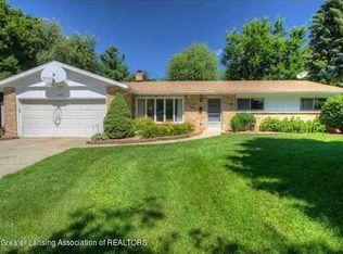 2903 Imperial Cir, Lansing, MI 48912