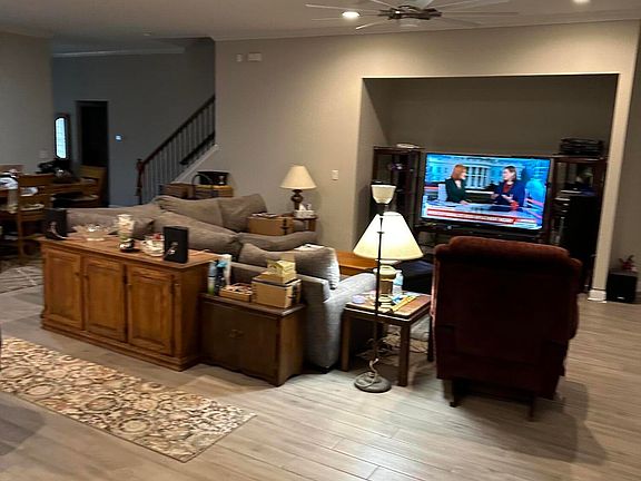 2nd image of 2933 COLD STREAM Lane