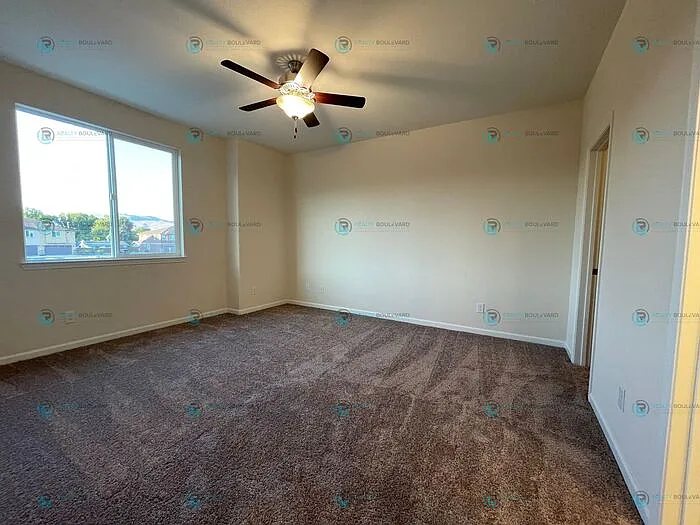 1011 Middle Gate Rd #1011 — Photo 41