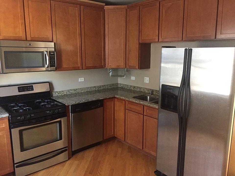 1st image of 2705 N Leclaire Ave #2