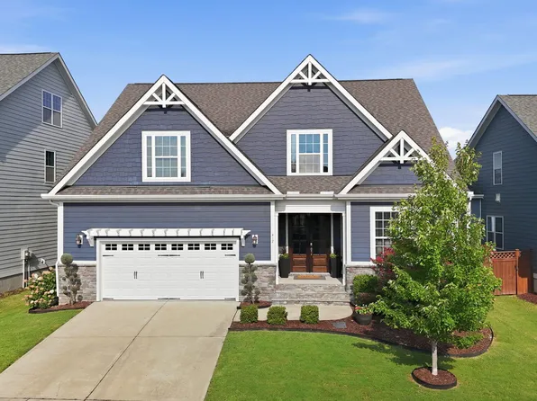 417 Midnight Moon Dr, Wendell, NC 27591