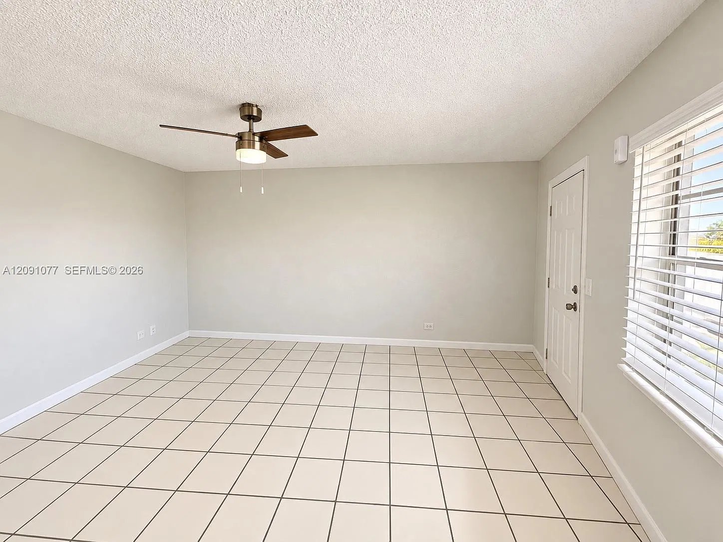 1610 River Place Condo — Photo 3