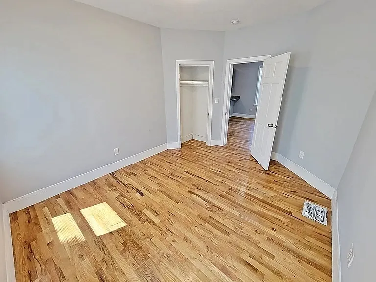 39 Pinckney St #2 — Photo 5