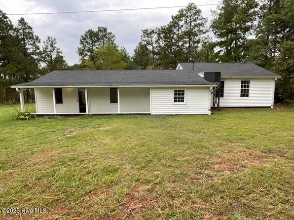 127 Lake Bay Church Road, Vass, NC 28394