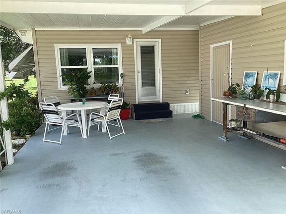 2nd image of 526 Charlemagne BLVD
