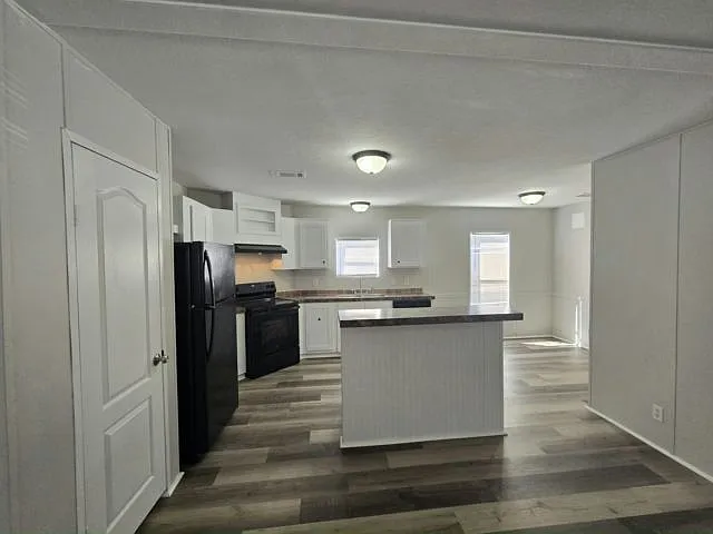 3 bed, 2.0 bath, 1120 sqft, $2,000 — Photo 4