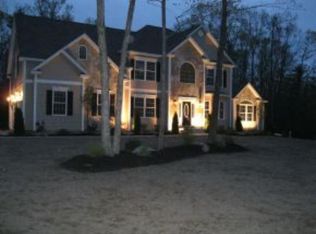 2 Buckland Rd, Windham, NH 03087