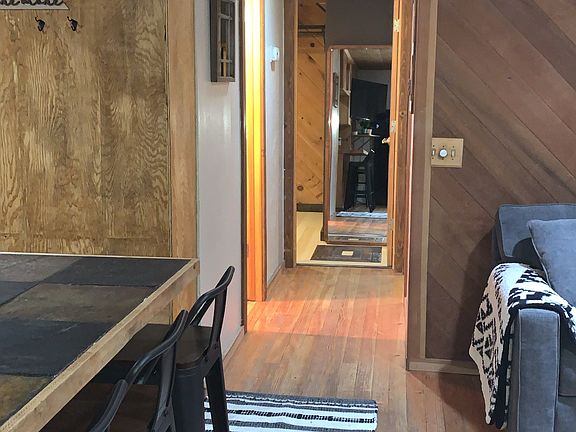 4th image of 12904 Sierra Dr E