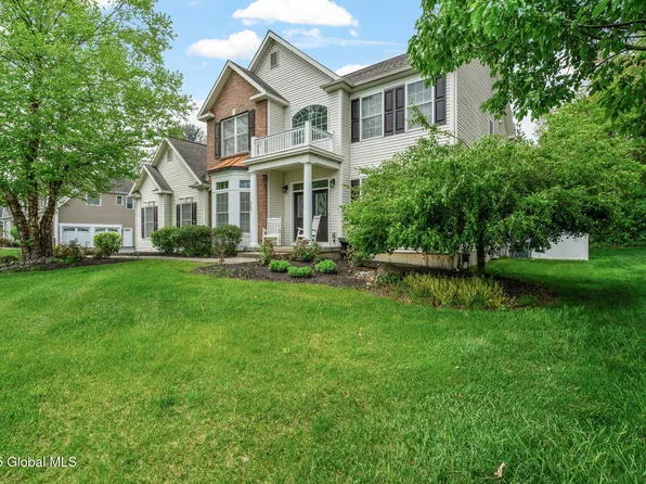 309 Westwoods Court, Albany, NY 12303