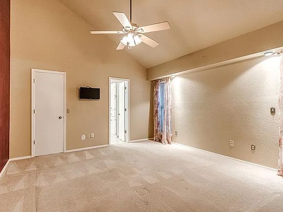 4th image of 1924 N Vine St #2