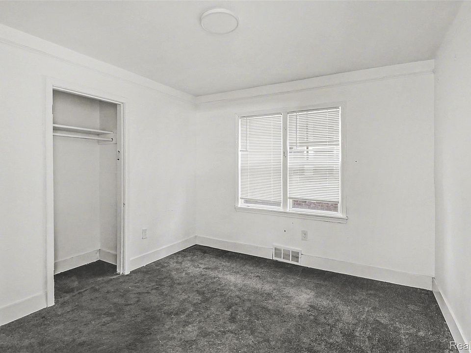 2241 Clairmount Ave, photo 19