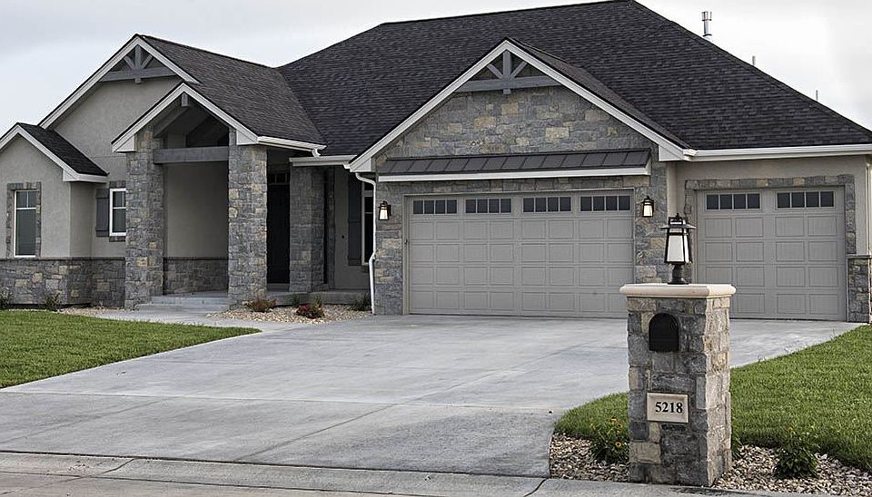 1st image of 5218 Grand Luxe Dr