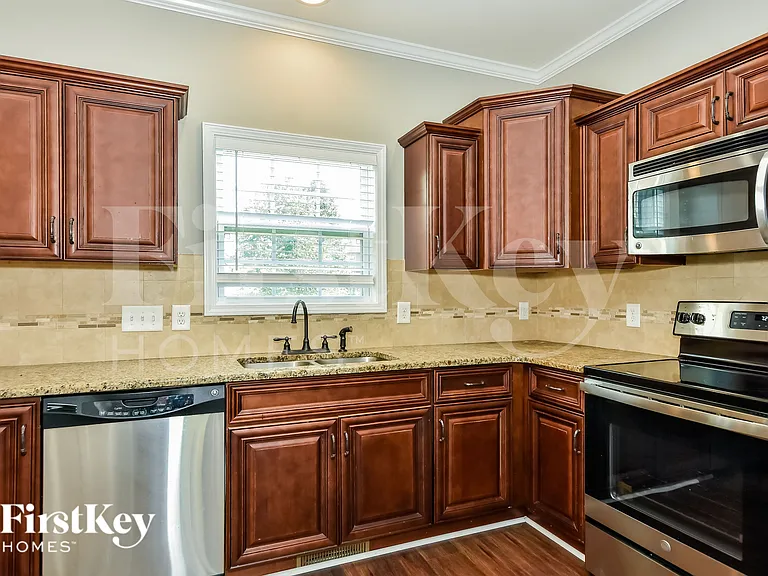 3707 Windmill Ct — Photo 6