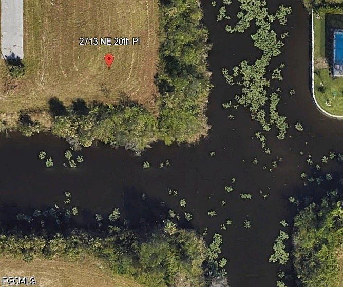 1st image of 2713 NE 20th Pl