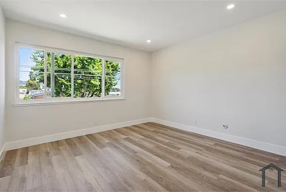 3441 Laguna Ave #1 — Photo 15