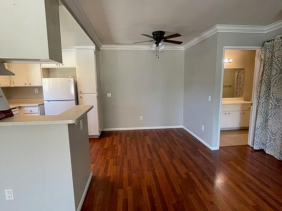 2nd image of 210 Woodland Pkwy Unit 237