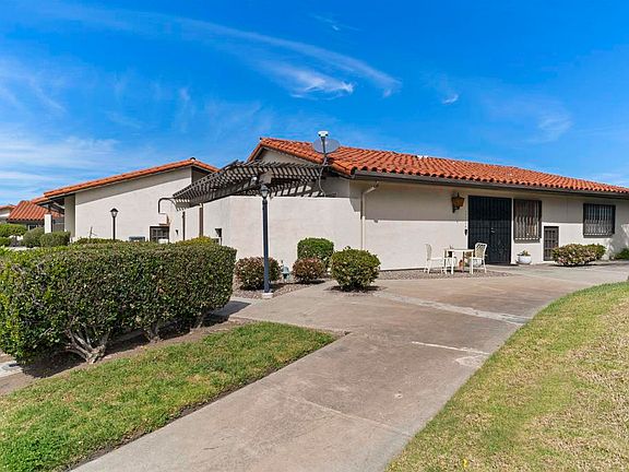 2nd image of 12238 Rancho Bernardo Rd #A