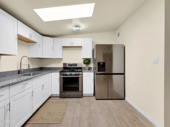 1041 W Ebner Pl, Tucson, AZ 85714