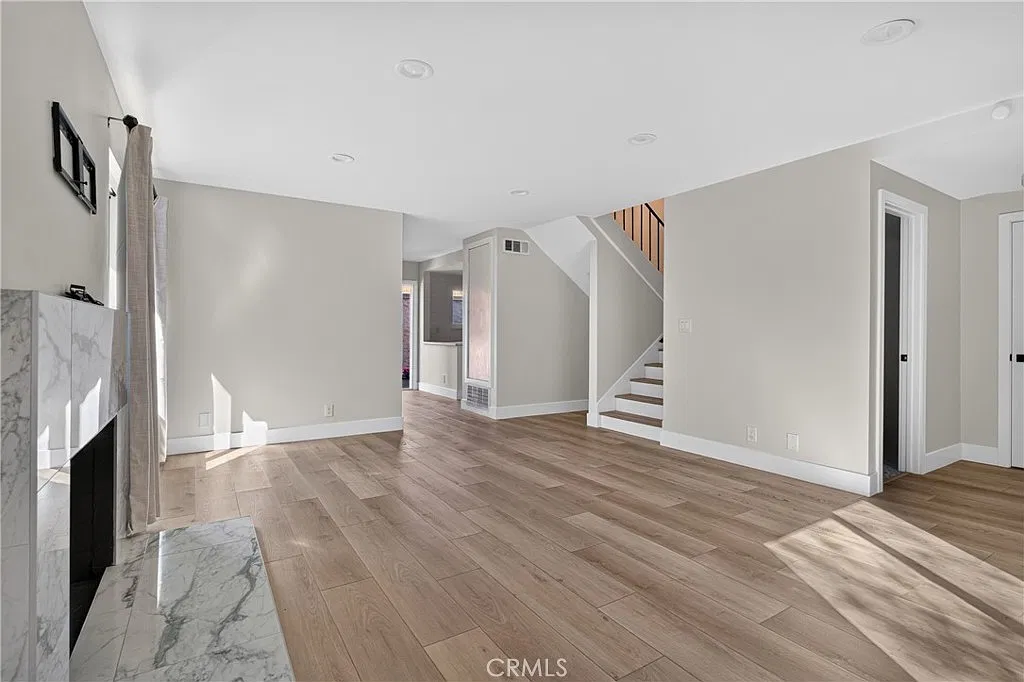 3 bed, 1439 sqft, $5,000 — Photo 4
