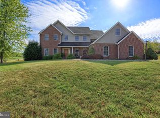 1437 Hospitality Dr, Chambersburg, PA 17202