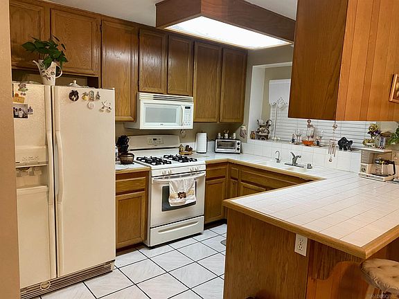 2nd image of 3069 Camino Aleta