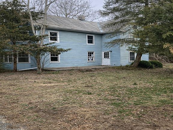 5th image of 639 Chestnut Neck Rd