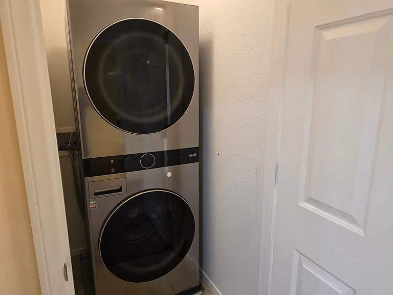 9160 Column Ct — Photo 34