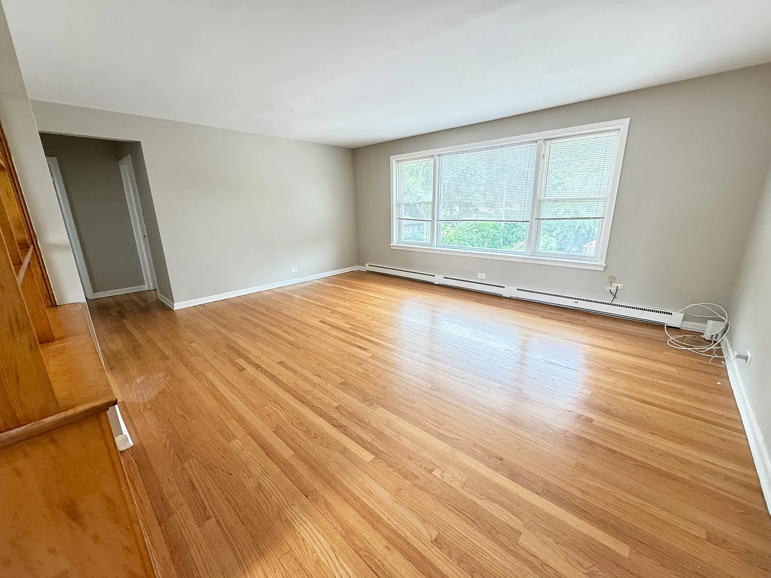 2 bed, 950 sqft, $1,700 — Photo 4